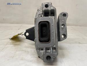 Gebruikte Motorrubber Mitsubishi Outlander (GF/GG) 2.0 16V 4x2 Prijs € 45,00 Margeregeling aangeboden door Autobedrijf Brooks