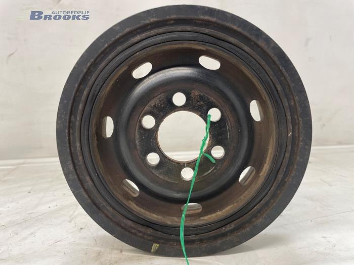 Gebruikte Poelie Krukas Landrover Discovery III (LAA/TAA) 2.7 TD V6 Prijs € 25,00 Margeregeling aangeboden door Autobedrijf Brooks