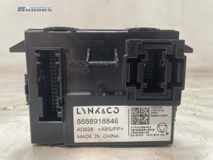 Gebruikte Kachelcomputer Lynk &amp; Co 01 1.5 PHEV Prijs € 70,00 Margeregeling aangeboden door Autobedrijf Brooks