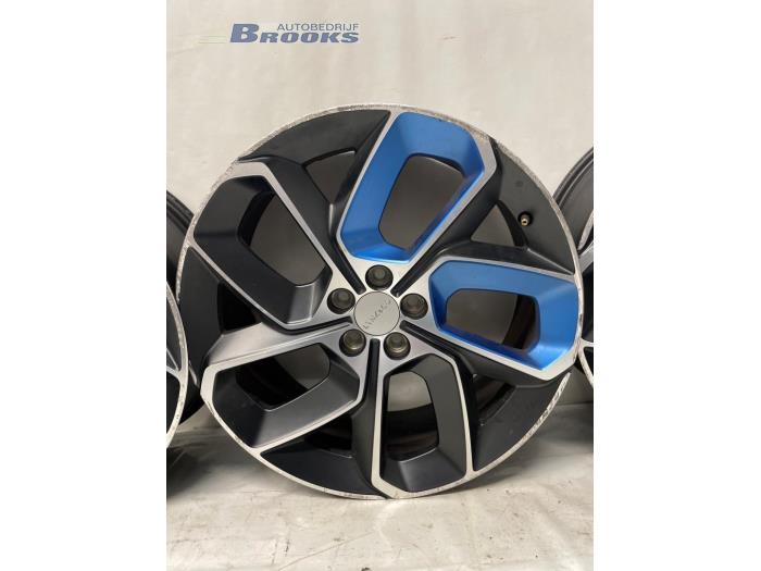 Sportvelgen Set van een Lynk & Co 01 1.5 PHEV 2021