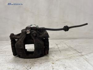 Gebruikte Remklauw (Tang) links-voor Fiat Punto Evo (199) 1.3 JTD Multijet 85 16V Euro 5 Prijs € 20,00 Margeregeling aangeboden door Autobedrijf Brooks