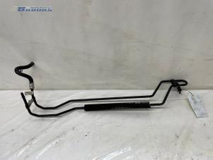 Gebruikte Oliekoeler Landrover Discovery III (LAA/TAA) 2.7 TD V6 Prijs € 50,00 Margeregeling aangeboden door Autobedrijf Brooks