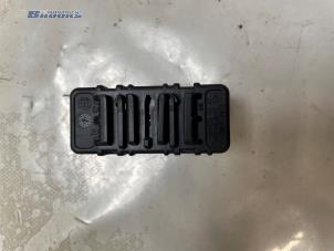 Gebruikte Diversen BMW X1 (F48) sDrive 20i 2.0 16V Twin Power Turbo Prijs € 10,00 Margeregeling aangeboden door Autobedrijf Brooks