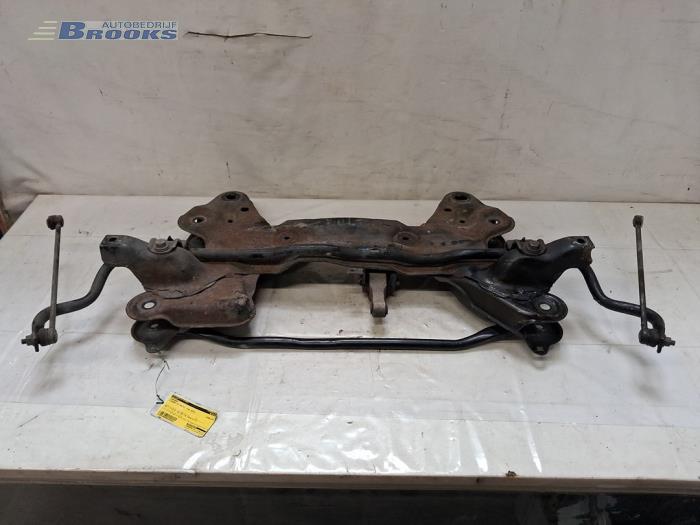 Gebruikte Subframe Citroen C4 Cactus (0B/0P) 1.2 PureTech 82 12V Prijs € 25,00 Margeregeling aangeboden door Autobedrijf Brooks