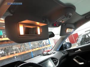 Gebruikte Zonneklep Peugeot 308 SW (L4/L9/LC/LJ/LR) 1.6 BlueHDi 120 Prijs € 30,00 Margeregeling aangeboden door Autobedrijf Brooks