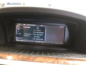 Gebruikte Display Interieur BMW 7 serie (E65/E66/E67) 735i,Li 3.6 V8 32V Prijs € 225,00 Margeregeling aangeboden door Autobedrijf Brooks