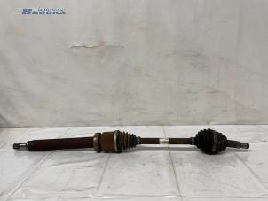 Gebruikte Cardanas rechts-voor (VWA) Ford Fiesta 6 (JA8) 1.5 TDCi Prijs € 25,00 Margeregeling aangeboden door Autobedrijf Brooks