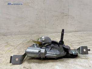 Gebruikte Ruitenwissermotor achter Ford Fiesta 6 (JA8) 1.5 TDCi Prijs € 10,00 Margeregeling aangeboden door Autobedrijf Brooks