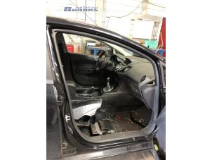 Gebruikte Deurrubber 4Deurs rechts-voor Ford Fiesta 6 (JA8) 1.5 TDCi Prijs € 25,00 Margeregeling aangeboden door Autobedrijf Brooks