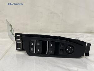Gebruikte Ruit schakelaar elektrisch BMW 7 serie (F01/02/03/04) 740d 24V Prijs € 50,00 Margeregeling aangeboden door Autobedrijf Brooks