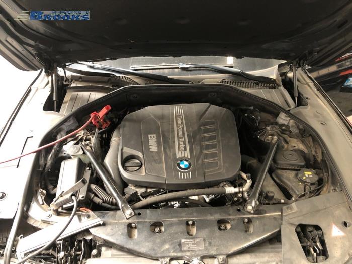 Gebruikte Luchtmassameter BMW 7 serie (F01/02/03/04) 740d 24V Prijs € 75,00 Margeregeling aangeboden door Autobedrijf Brooks