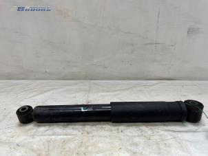 Gebruikte Schokdemper links-achter Renault Trafic (1FL/2FL/3FL/4FL) 2.0 dCi 16V 150 Prijs € 25,00 Margeregeling aangeboden door Autobedrijf Brooks