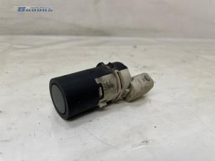 Gebruikte Sensor PDC Landrover Discovery III (LAA/TAA) 2.7 TD V6 Prijs € 20,00 Margeregeling aangeboden door Autobedrijf Brooks