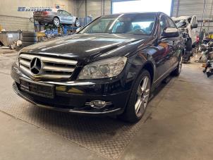 Gebruikte Central electronic module Mercedes C (W204) 3.0 C-320 CDI V6 24V Prijs € 25,00 Margeregeling aangeboden door Autobedrijf Brooks