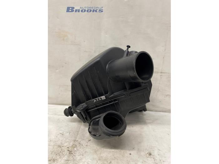 Gebruikte Luchtfilterhuis Opel Mokka/Mokka X X 1.4 Turbo 16V 4x2 Prijs € 30,00 Margeregeling aangeboden door Autobedrijf Brooks