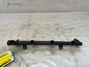 Gebruikte Injector brug Renault Modus/Grand Modus (JP) 1.6 16V Prijs € 20,00 Margeregeling aangeboden door Autobedrijf Brooks