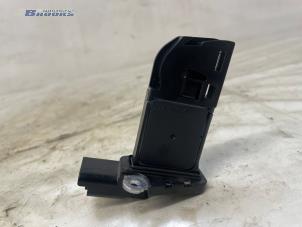 Gebruikte Luchtmassameter Citroen Berlingo 1.6 BlueHDI 100 Prijs € 10,00 Margeregeling aangeboden door Autobedrijf Brooks