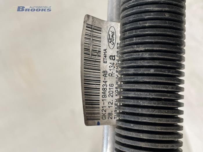 Airco Leiding van een Ford Transit 2.0 TDCi 16V Eco Blue 105 2017