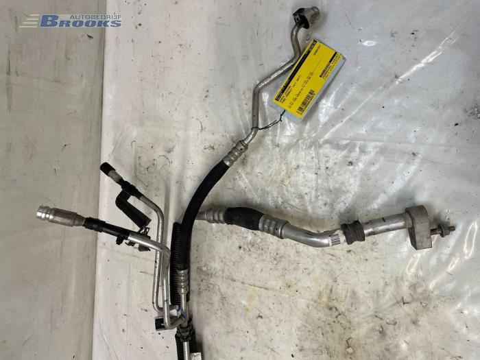 Airco Leiding van een Ford Transit 2.0 TDCi 16V Eco Blue 105 2017