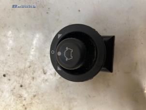 Gebruikte Schakelaar Spiegel Ford Transit 2.0 TDCi 16V Eco Blue 105 Prijs € 10,00 Margeregeling aangeboden door Autobedrijf Brooks