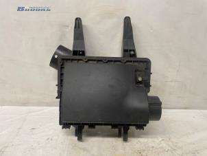 Gebruikte Luchtfilterhuis Volkswagen Crafter 2.0 BiTDI Prijs € 40,00 Margeregeling aangeboden door Autobedrijf Brooks