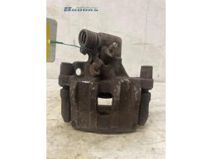 Gebruikte Remklauw (Tang) links-achter Ford Grand C-Max (DXA) 1.0 Ti-VCT EcoBoost 12V 125 Prijs € 15,00 Margeregeling aangeboden door Autobedrijf Brooks