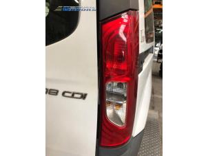 Gebruikte Achterlicht rechts Mercedes Citan (415.7) 1.5 108 CDI Euro 6 Prijs € 40,00 Margeregeling aangeboden door Autobedrijf Brooks