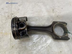 Gebruikte Zuiger Volkswagen Golf VII (AUA) 2.0 GTI 16V Prijs € 60,00 Margeregeling aangeboden door Autobedrijf Brooks