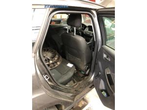 Gebruikte Deurrubber 4Deurs rechts-achter Ford Focus 3 Wagon 1.0 Ti-VCT EcoBoost 12V 125 Prijs € 20,00 Margeregeling aangeboden door Autobedrijf Brooks