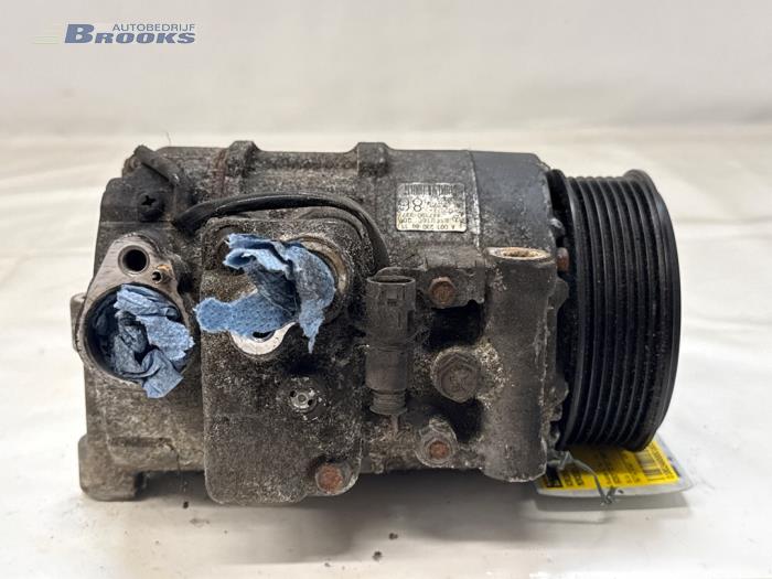 Gebruikte Aircopomp Mercedes E Combi 4-matic (S211) 3.0 E-320 CDI 24V Prijs € 75,00 Margeregeling aangeboden door Autobedrijf Brooks