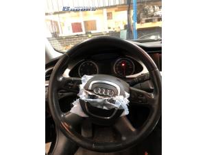 Gebruikte Stuurwiel Audi A4 Avant (B8) 1.8 TFSI 16V Prijs € 50,00 Margeregeling aangeboden door Autobedrijf Brooks
