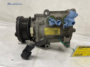 Gebruikte Aircopomp Ford Focus 1 Wagon 1.6 16V Prijs € 25,00 Margeregeling aangeboden door Autobedrijf Brooks