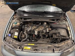 Gebruikte Luchtfilterhuis Volvo V70 (SW) 2.4 D5 20V Prijs € 25,00 Margeregeling aangeboden door Autobedrijf Brooks