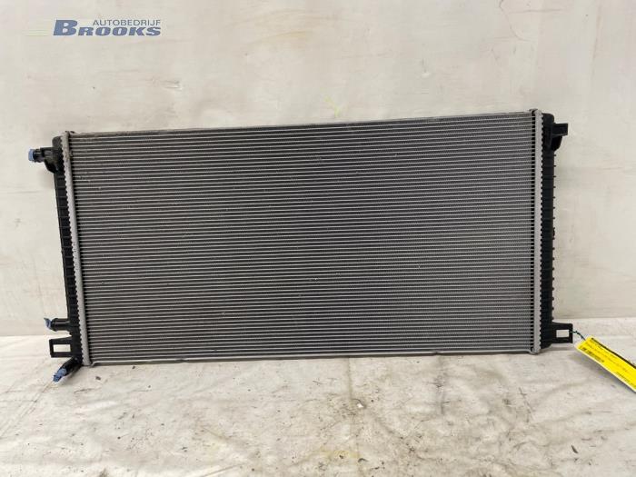 Gebruikte Radiateur Audi e-tron S (GEN) Quattro 95 kWh Prijs € 95,00 Margeregeling aangeboden door Autobedrijf Brooks