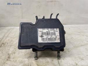 Gebruikte ABS Pomp Mini Clubman (R55) 1.4 16V One Prijs € 95,00 Margeregeling aangeboden door Autobedrijf Brooks