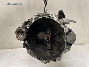 Gebruikte Versnellingsbak Volkswagen Golf VII (AUA) 1.0 TSI 12V Prijs € 500,00 Margeregeling aangeboden door Autobedrijf Brooks