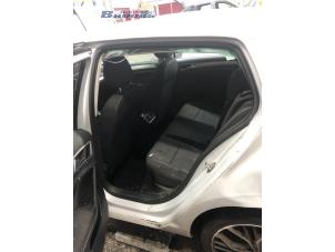Gebruikte Portierrubber 4Deurs links-achter Volkswagen Golf VII (AUA) 1.0 TSI 12V Prijs € 15,00 Margeregeling aangeboden door Autobedrijf Brooks