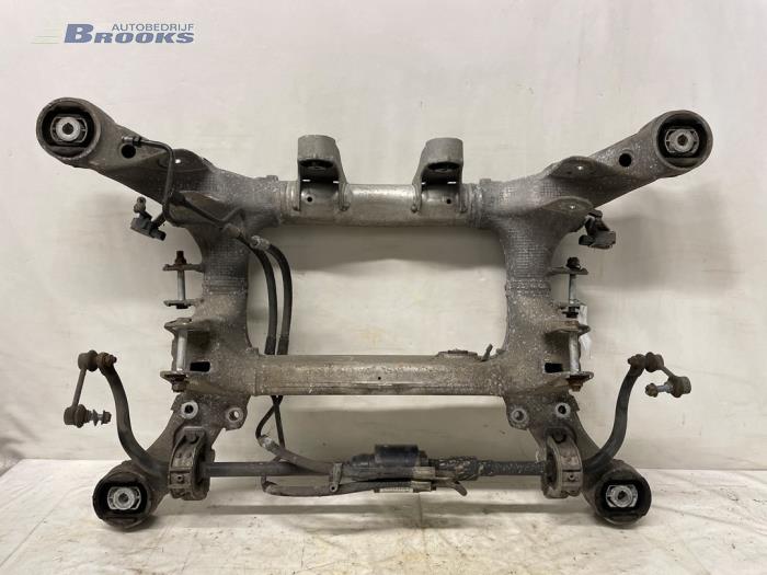 Gebruikte Subframe BMW 7 serie (F01/02/03/04) 750i,Li,LiS V8 32V Prijs € 145,00 Margeregeling aangeboden door Autobedrijf Brooks