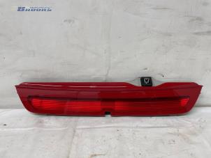 Gebruikte Extra Remlicht midden Mercedes B (W246) 1.5 B-180 CDI,d 16V Prijs € 45,00 Margeregeling aangeboden door Autobedrijf Brooks