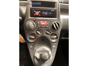 Gebruikte Ruit schakelaar elektrisch Fiat Panda (169) 1.2, Classic Prijs € 10,00 Margeregeling aangeboden door Autobedrijf Brooks