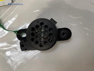 Gebruikte Luidspreker Audi E-Tron S (GEN) Quattro 95 kWh Prijs € 5,00 Margeregeling aangeboden door Autobedrijf Brooks