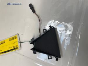 Gebruikte Sensor Licht Audi E-Tron S (GEN) Quattro 95 kWh Prijs € 15,00 Margeregeling aangeboden door Autobedrijf Brooks