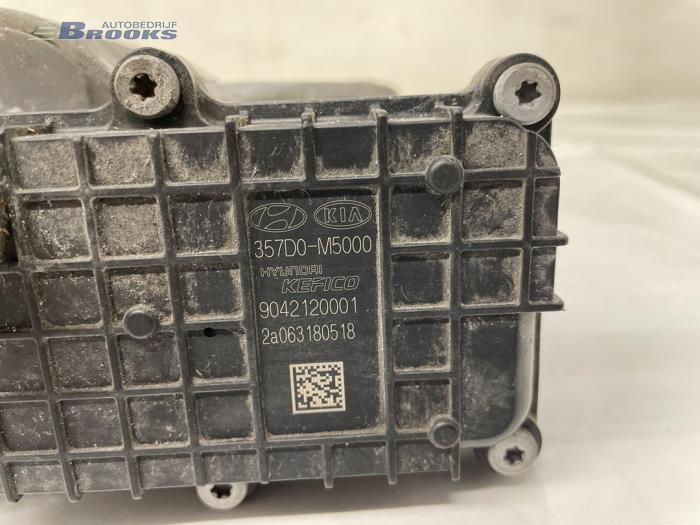 Gasklephuis van een Hyundai Nexo I FCEV FWD 2021