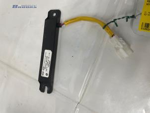 Gebruikte Keyless entry antenne Hyundai Nexo I FCEV FWD Prijs € 40,00 Margeregeling aangeboden door Autobedrijf Brooks