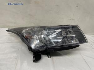 Nieuwe Koplamp rechts Chevrolet Cruze (305) 1.6 16V VVT Prijs € 151,25 Inclusief btw aangeboden door Autobedrijf Brooks