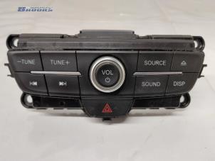 Gebruikte Regelunit Multi Media Ford Focus 3 Wagon 1.0 Ti-VCT EcoBoost 12V 125 Prijs € 35,00 Margeregeling aangeboden door Autobedrijf Brooks