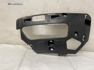 Nieuwe Bumpersteun links-achter Citroen C4 Picasso (3D/3E) 1.2 12V PureTech 130 Prijs € 24,20 Inclusief btw aangeboden door Autobedrijf Brooks