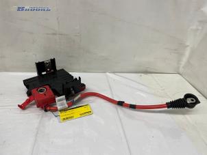 Gebruikte Zekeringkast BMW 7 serie (F01/02/03/04) 740d 24V Prijs € 25,00 Margeregeling aangeboden door Autobedrijf Brooks