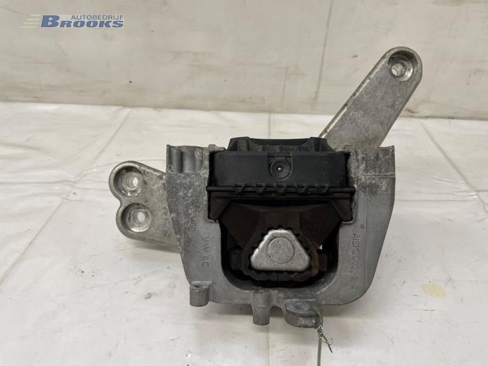 Gebruikte Motorrubber Volkswagen Golf VII (AUA) 1.4 GTE 16V Prijs € 15,00 Margeregeling aangeboden door Autobedrijf Brooks