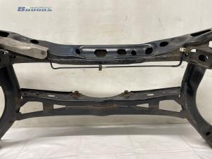 Subframe van een Volkswagen Passat Variant (3G5) 1.6 TDI 16V 2018